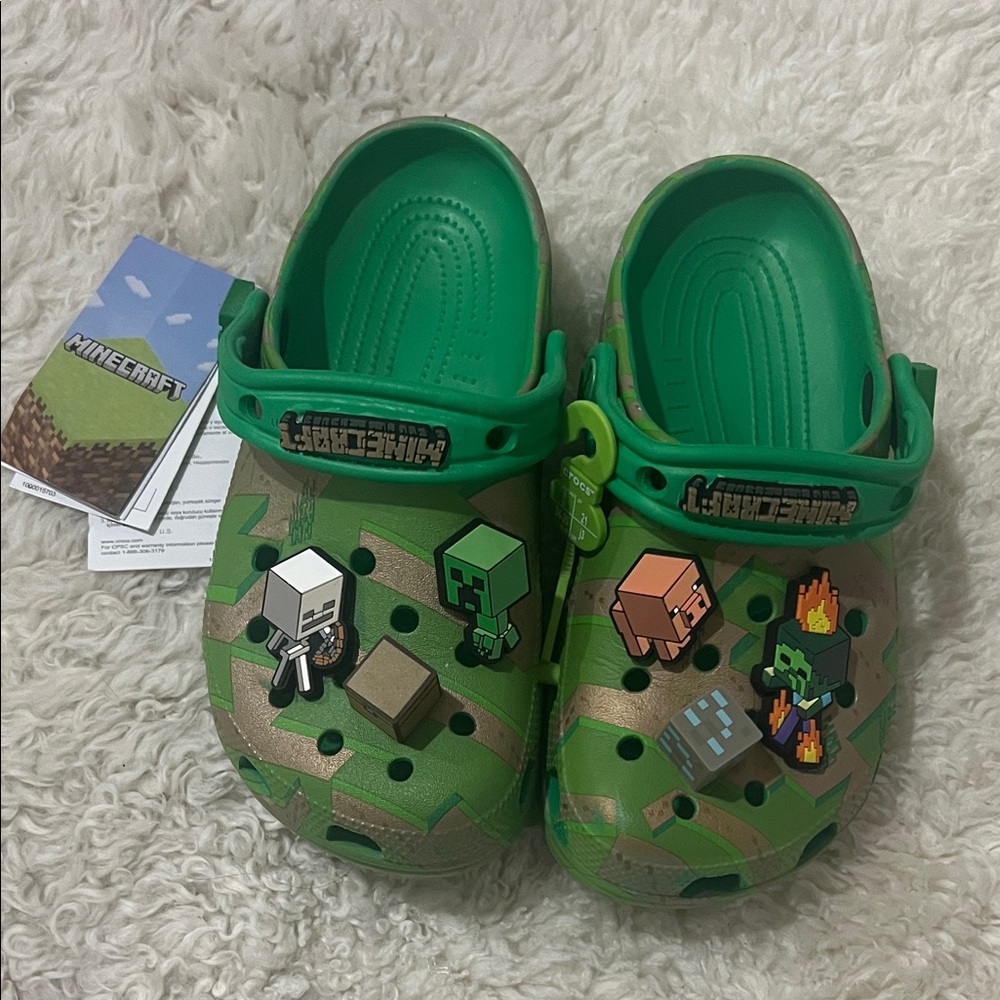 Minecraft Kids Green Clogs with Characters